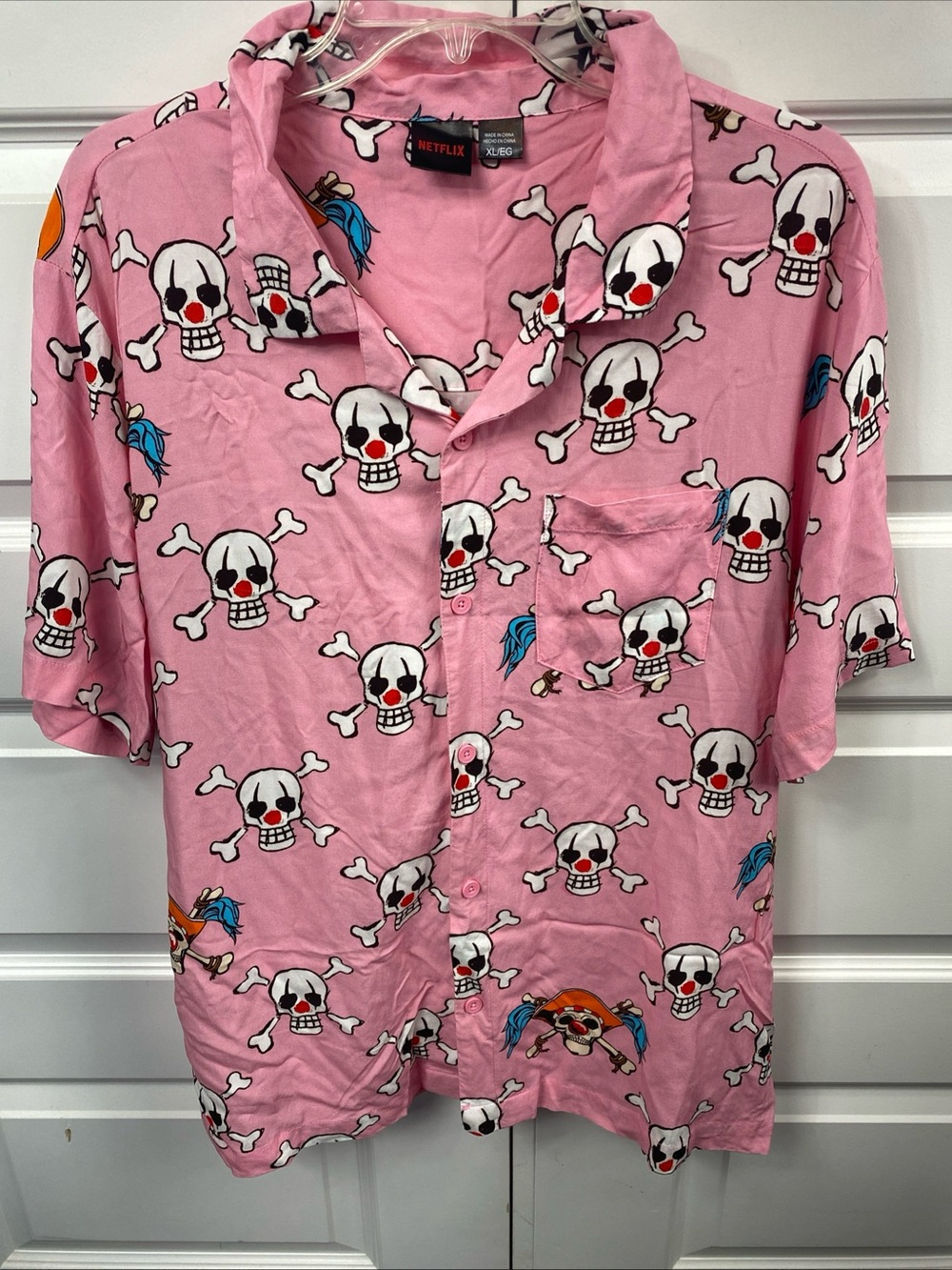 Netflix One Piece Button Up Shirt Men Pink Anime All Over Print Buggy Skull XL